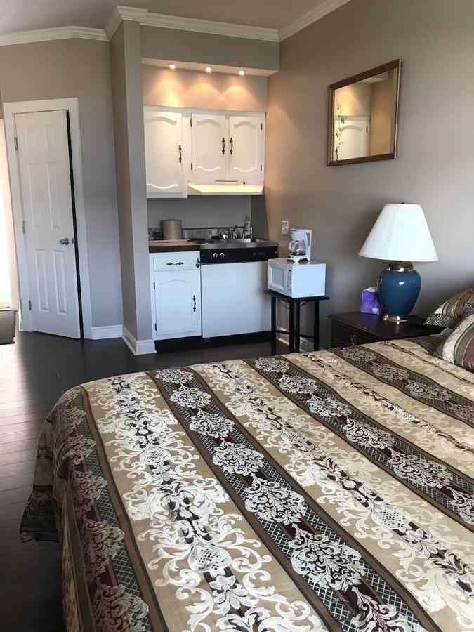 Beachcomber Inn Conesus Экстерьер фото